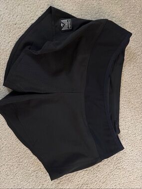 Oiselle Roga Toolbelt Shorts - Black size 4